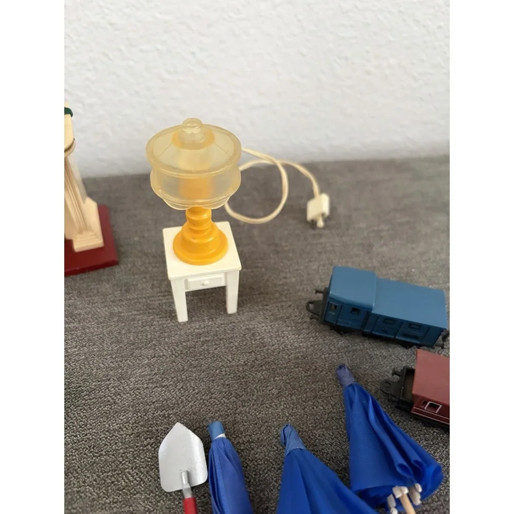 N/A tiny lamp